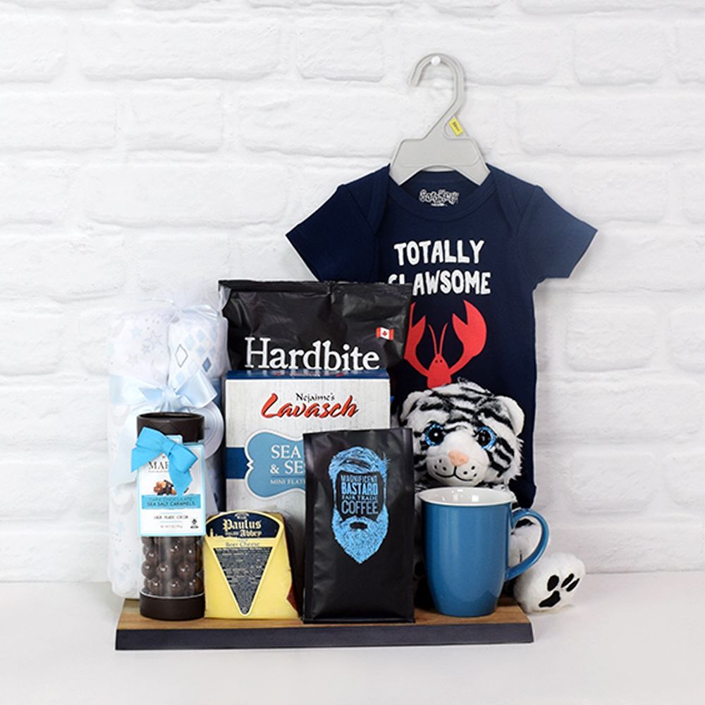 Baby Essentials and Treats Basket – how the gift is presented