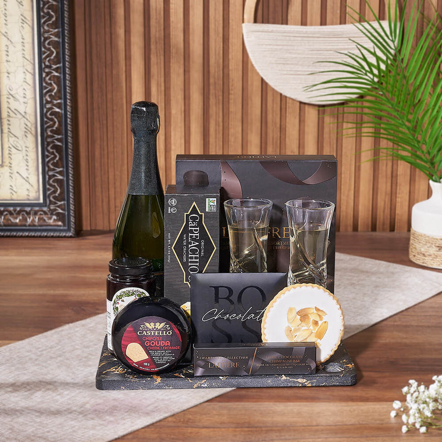 Oakridge Elegant Champagne Basket, champagne gift, champagne, sparkling wine gift, sparkling wine, chocolate gift, chocolate, Rhode Island delivery