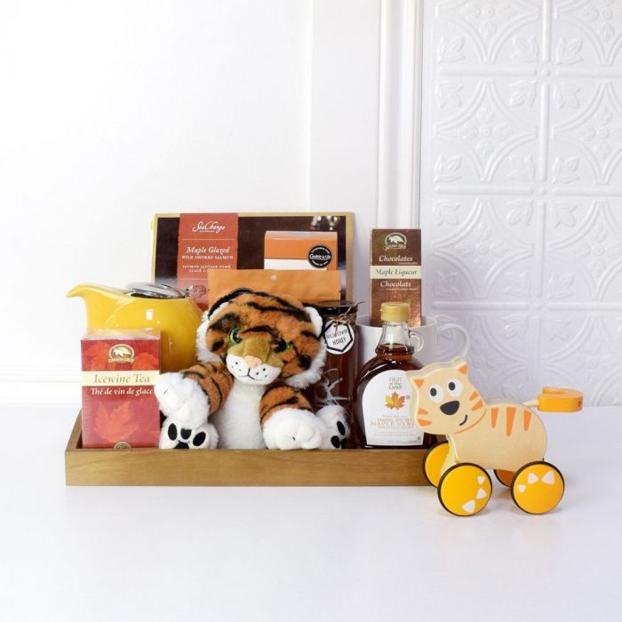 Baby and Mom Salmon Gift Basket – how the gift is presented