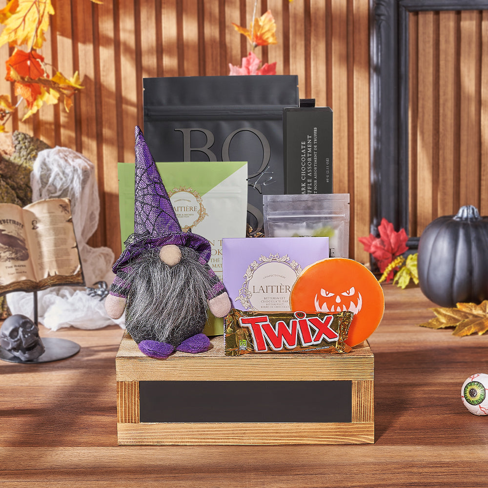Halloween Candy and Plush Gift Basket – how the gift is presented