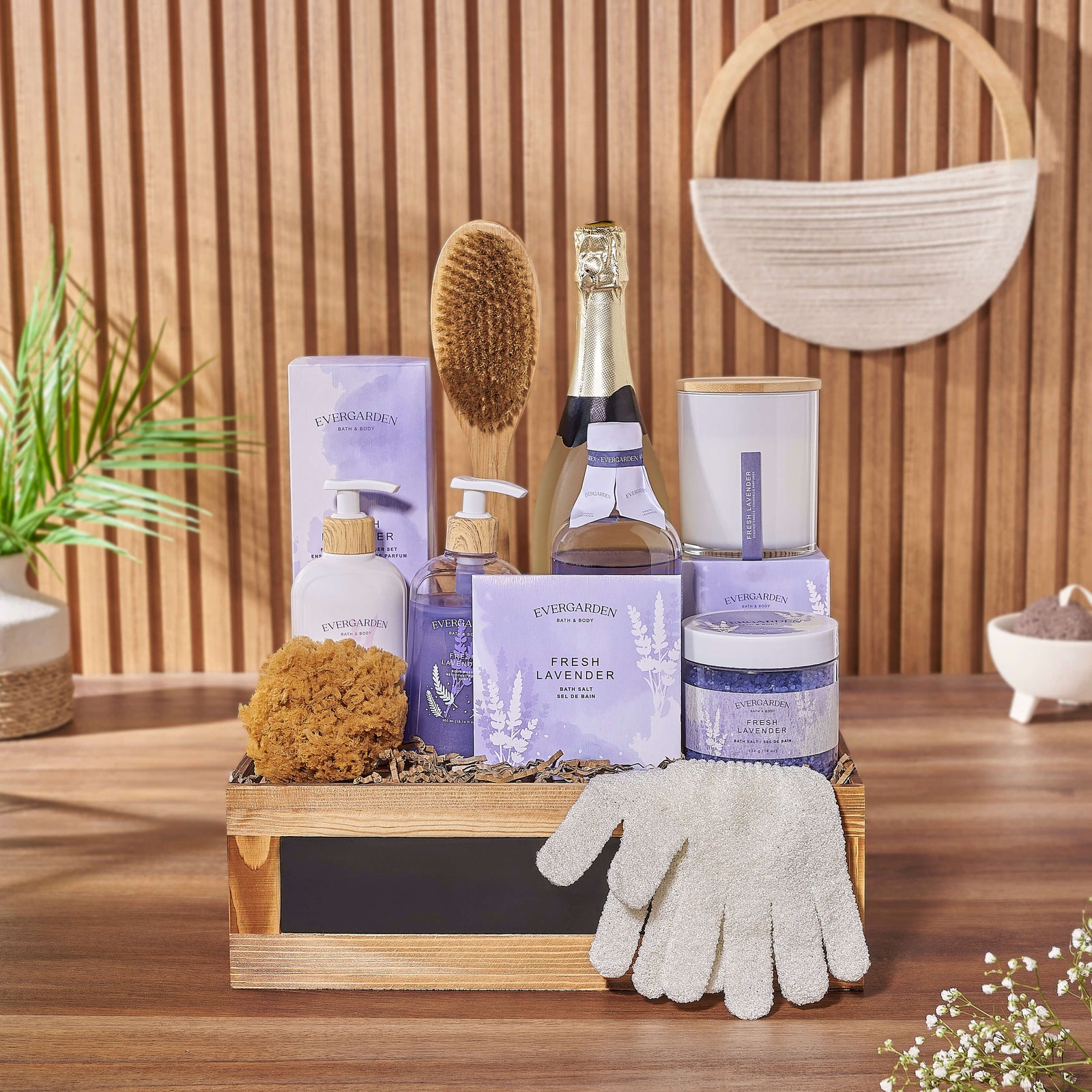 Spa Basket with Lavender and Wine – gift basket with bottle of sparkling wine, evergarden fresh lavender jar candle and evergarden fresh lavender