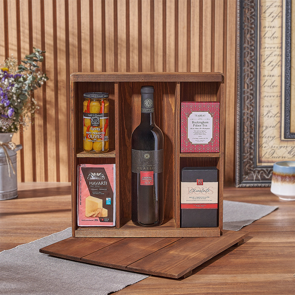 Experience luxury with the Deluxe Kosher Wine Box - Rhode Island Baskets - Rhode Island Delivery