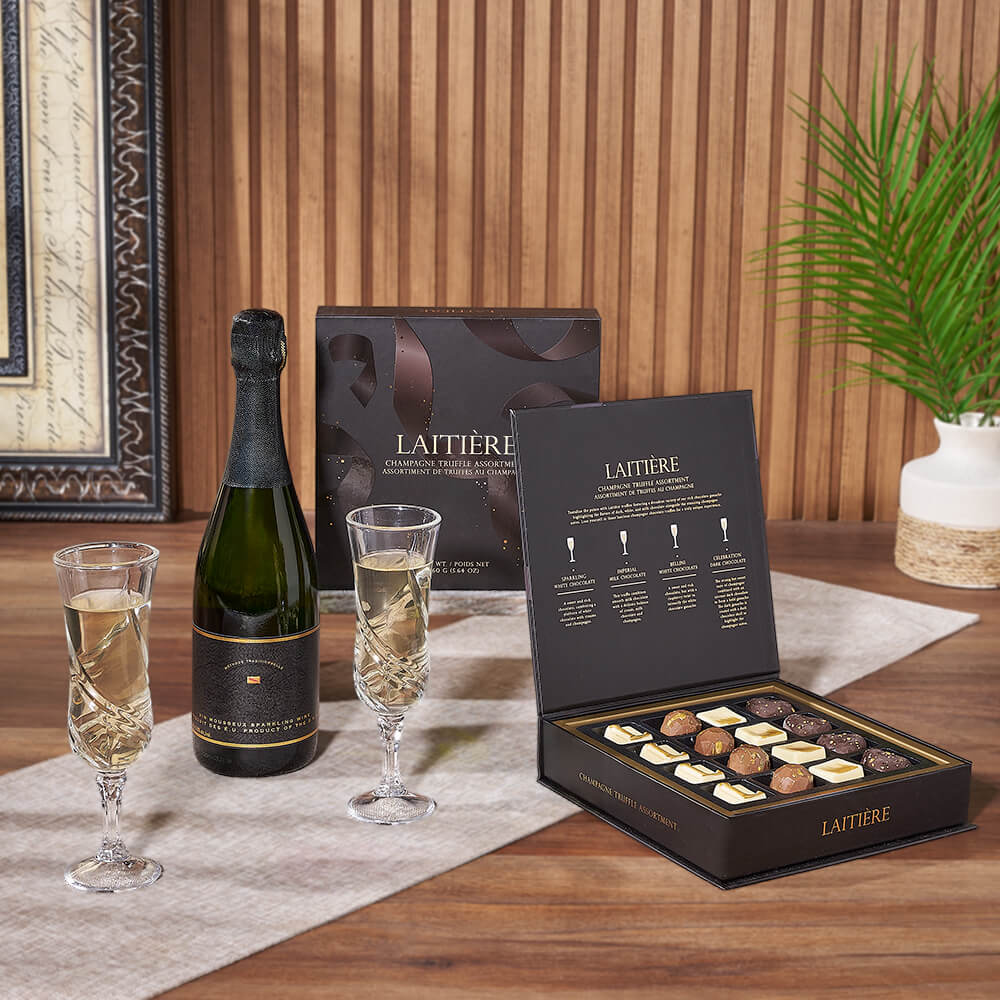 Champagne with Artisanal Cheese Gift – how the gift is presented
