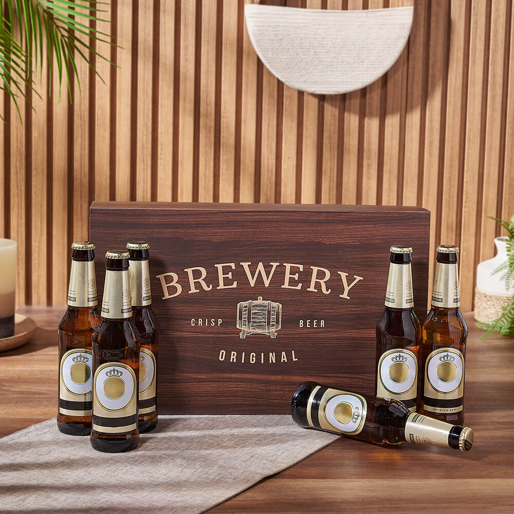 Beer Collection Wooden Box – how the gift is presented