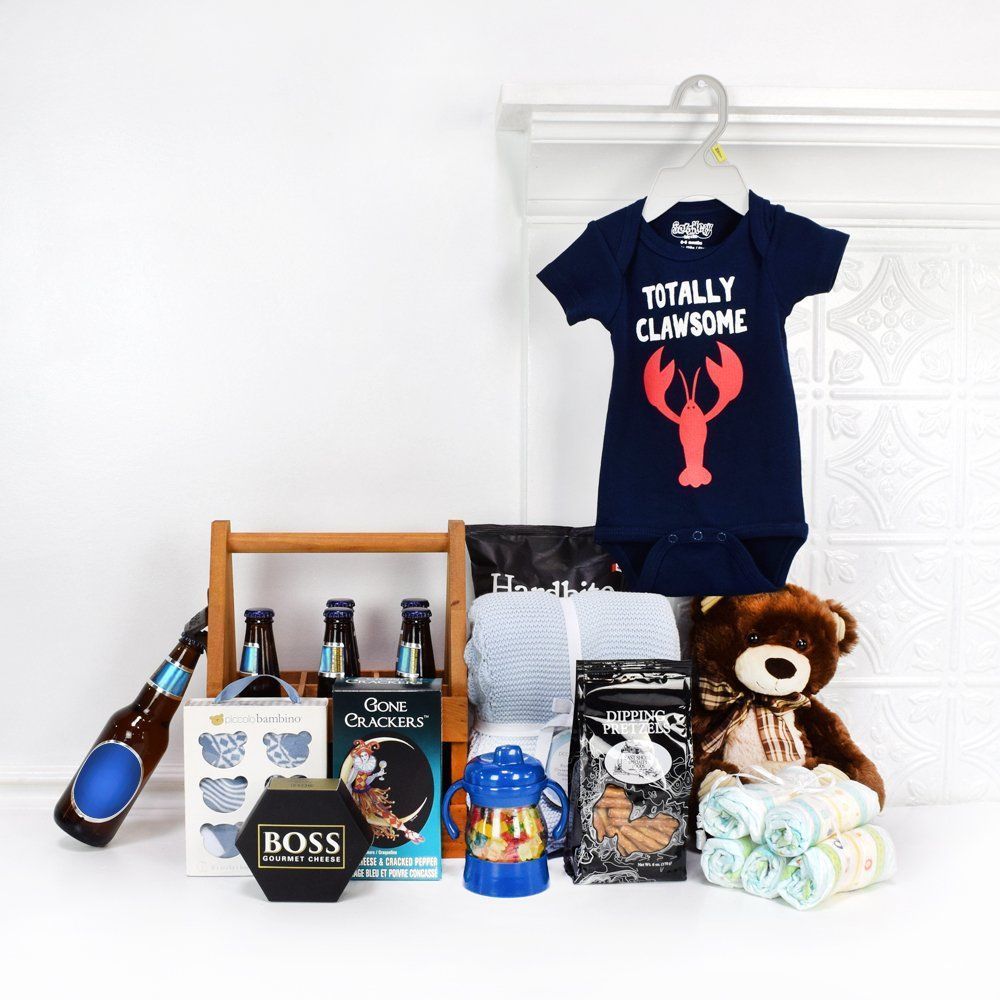 Baby Boy Shower Gift Basket with Labatt Blue Beer Carrier – how the gift is presented