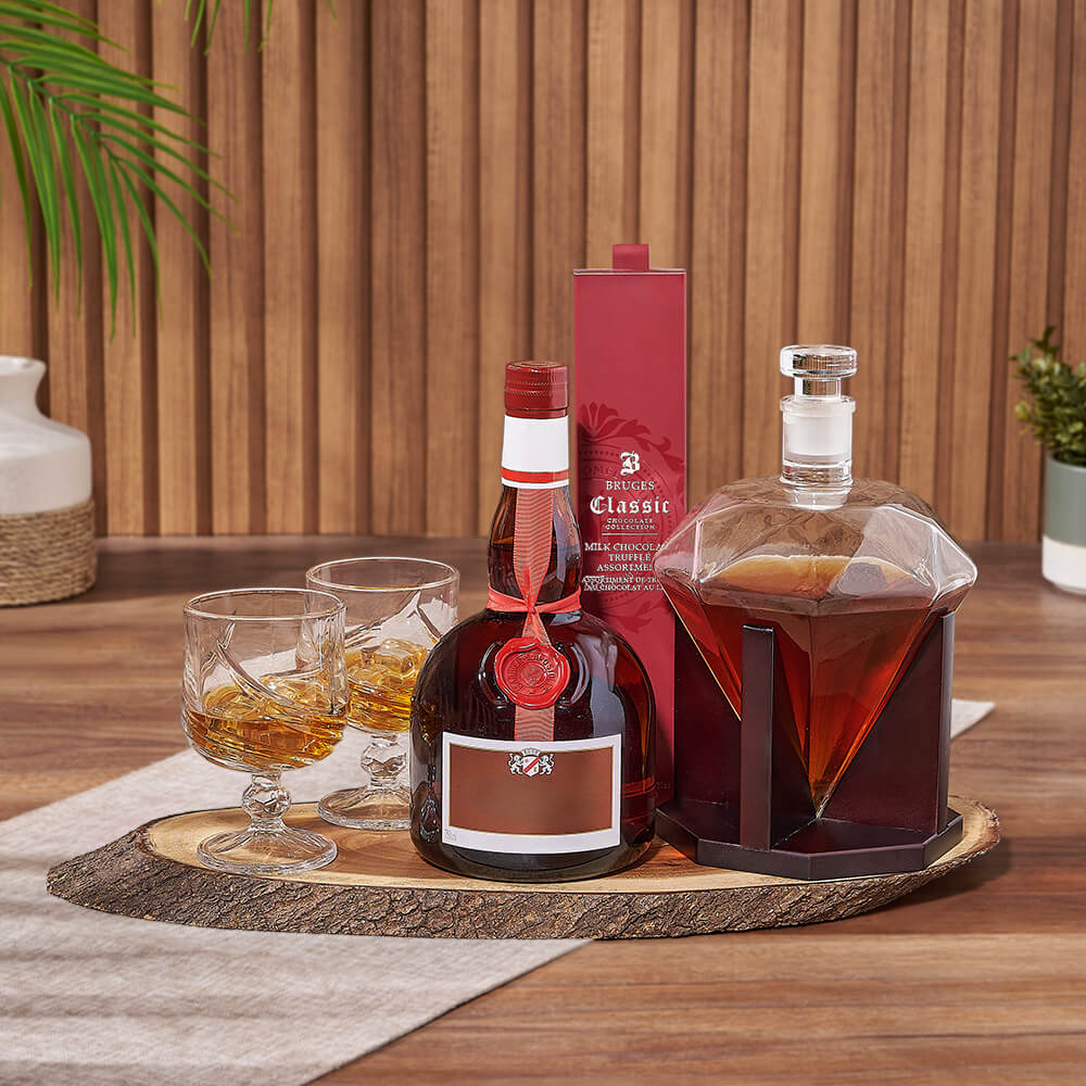 Vodka and Diamond Decanter Set – how the gift is presented