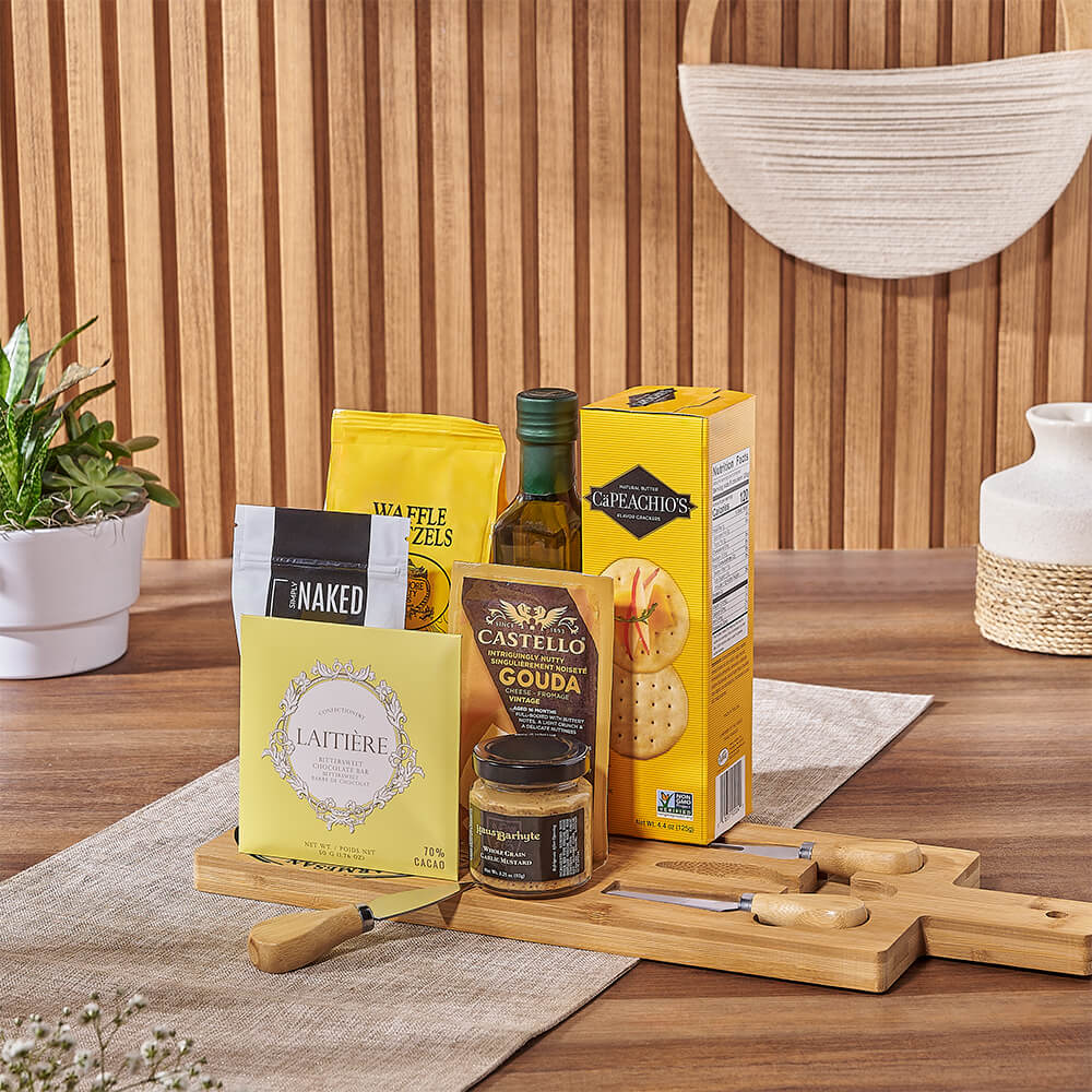 Gourmet Cheese &amp; Cracker Gift Set, cheese gift, cheese, cheese board gift, cheese board, Rhode Island delivery