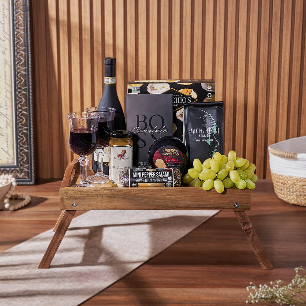 Guildwood Wine &amp; Snack Basket, wine gift, wine, charcuterie gift, charcuterie, Rhode Island delivery
