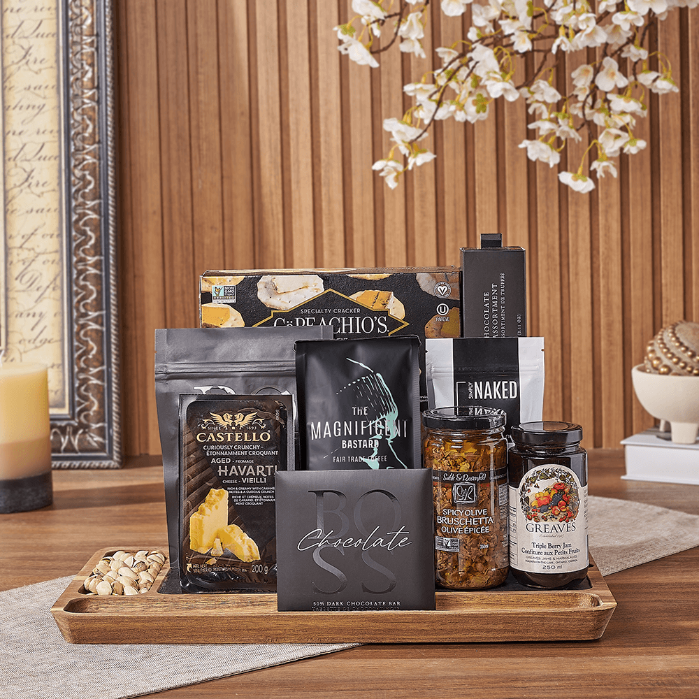 Halal Dark Chocolate Snack Board – how the gift is presented