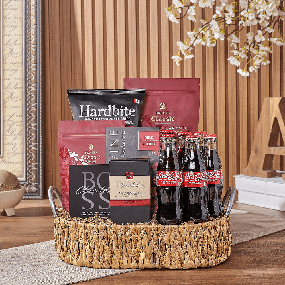 Halal Chips and Chocolate Basket – how the gift is presented