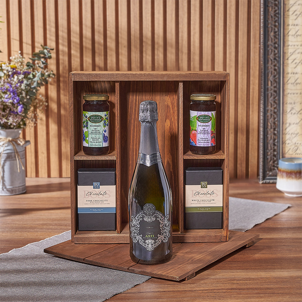 Kosher Champagne &amp; Sweet Gift Box from Rhode Island Baskets - Champagne Gift Set - Rhode Island Delivery