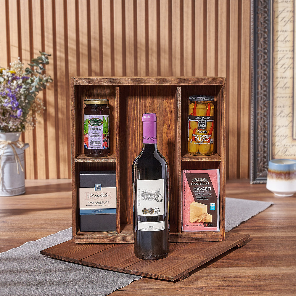 Kosher Wine Gift with Spicy Olives – how the gift is presented