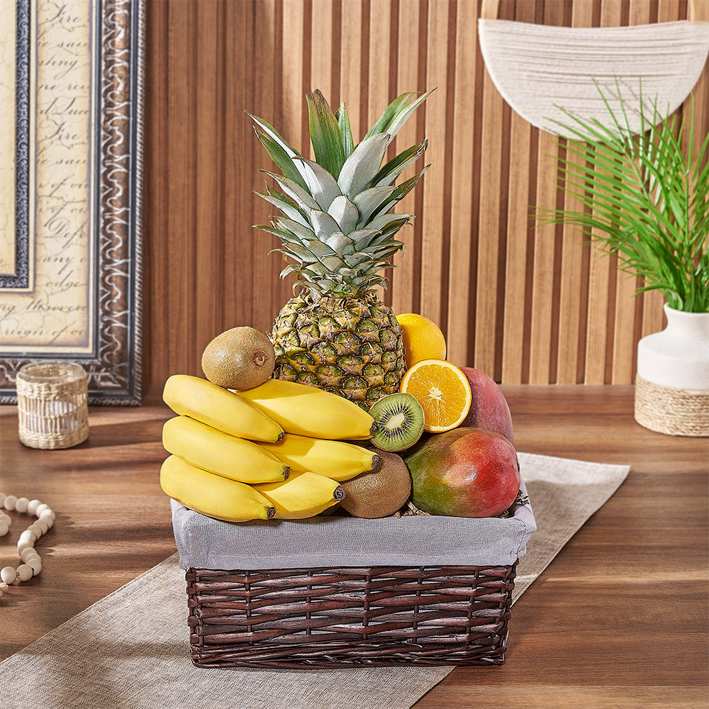 Classic Tropical Fruit Gift Basket – how the gift is presented