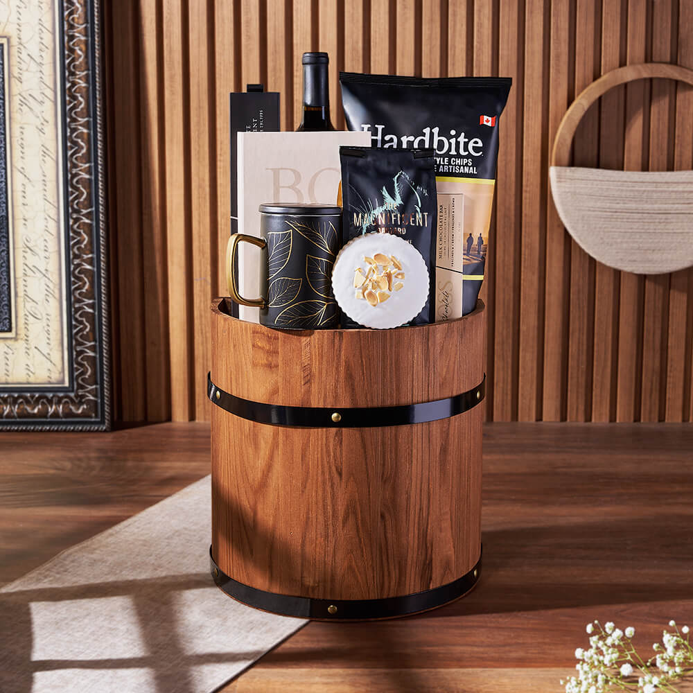 Wine and Premium Snack Gift Basket – how the gift is presented