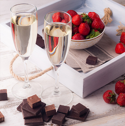 Our Champagne & Chocolate Gift Ideas for Friends